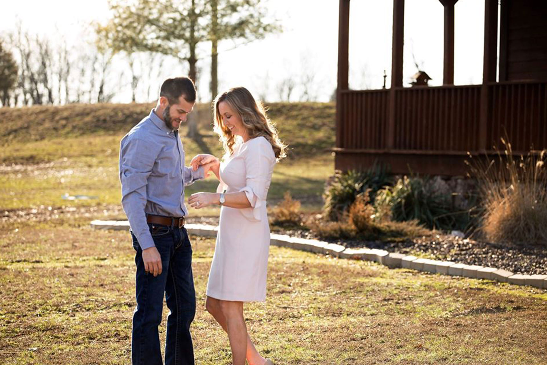 Engagement Photos At A Lodge In Southern Illinois Samsons Mountain Whitetail Deer