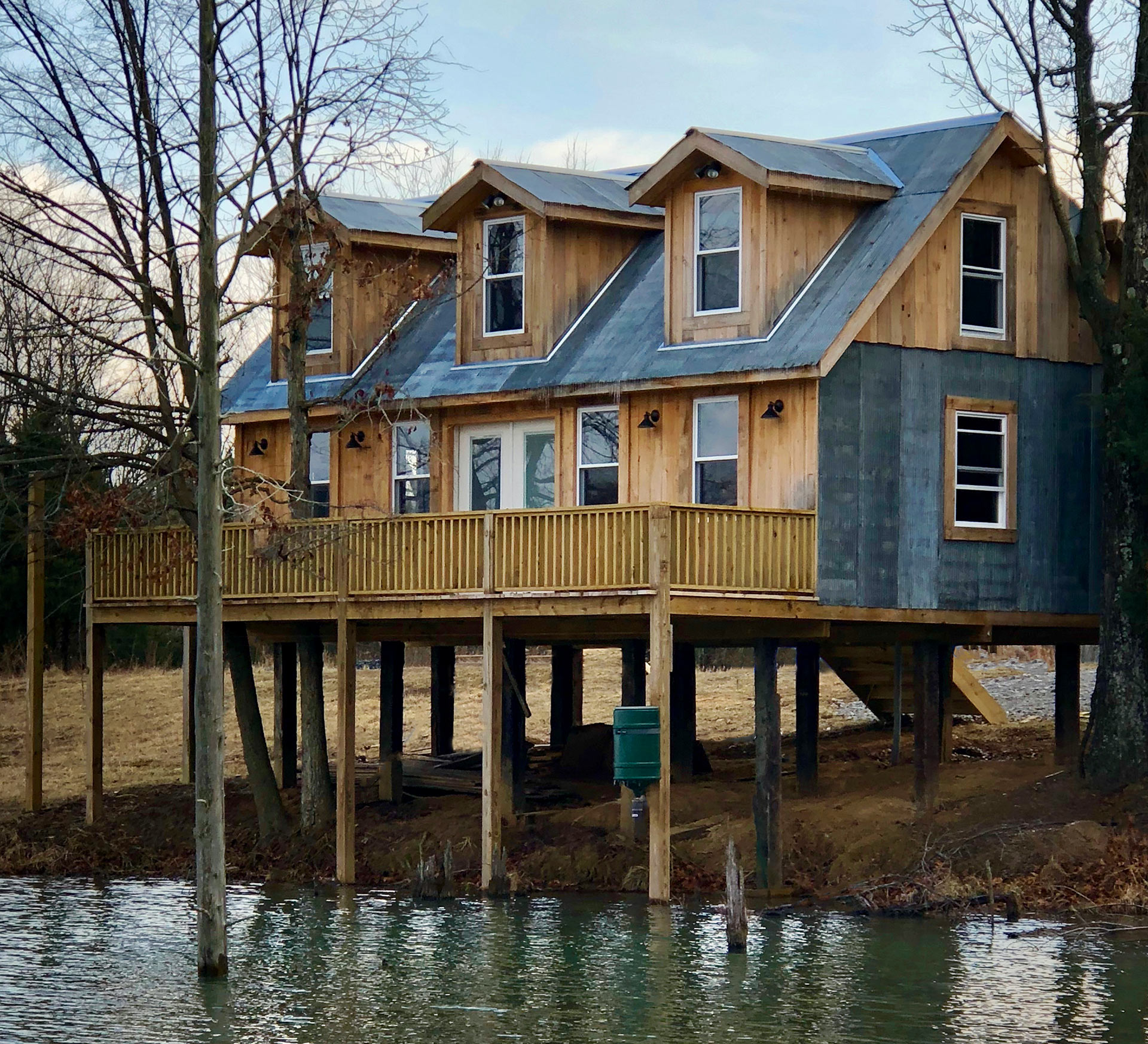 Hunting Cabin For Rent In Southern Illinois Samsons Mountain Whitetail Deer