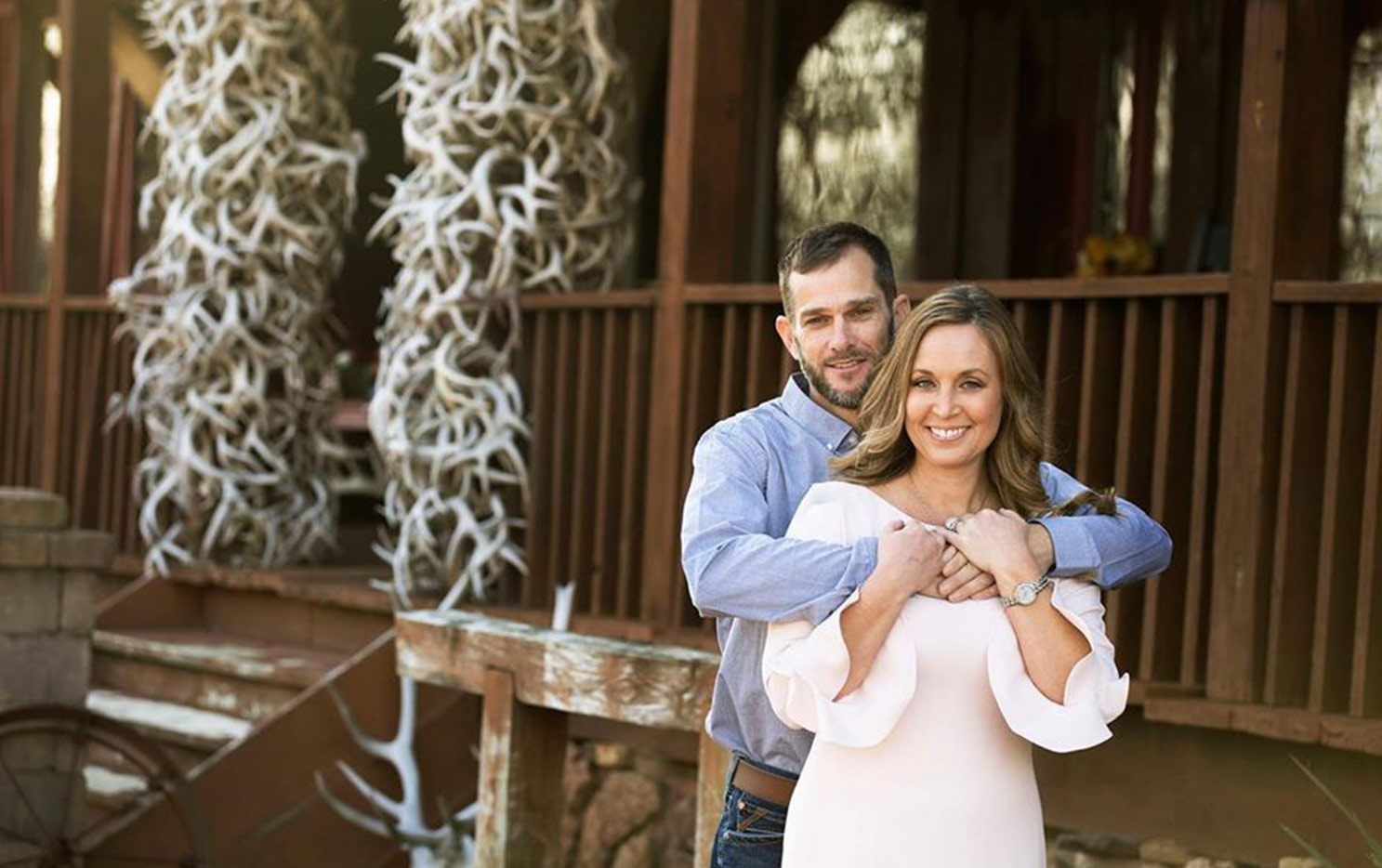 Rustic Wedding In Southern Illinois Samsons Mountain Whitetail Deer